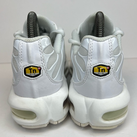Nike Air Max Plus Womens Triple White 2021 DM2362-100 Sz 7.5M No Box Exc… - Picture 3 of 15